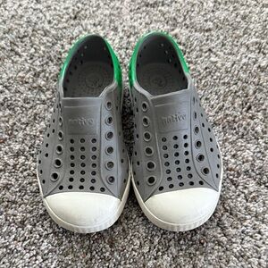 Native Jefferson Grey and Green Shoes Toddler Size 7